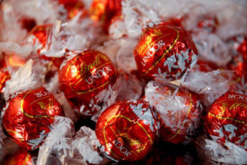 Lindt Balls - Milk Chocolate (10 pieces)